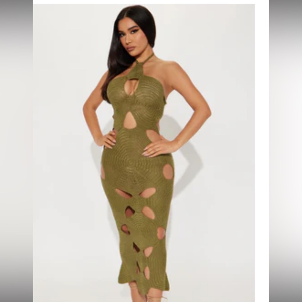 Olive Fashion Nova size Xsmall crochet dress.
